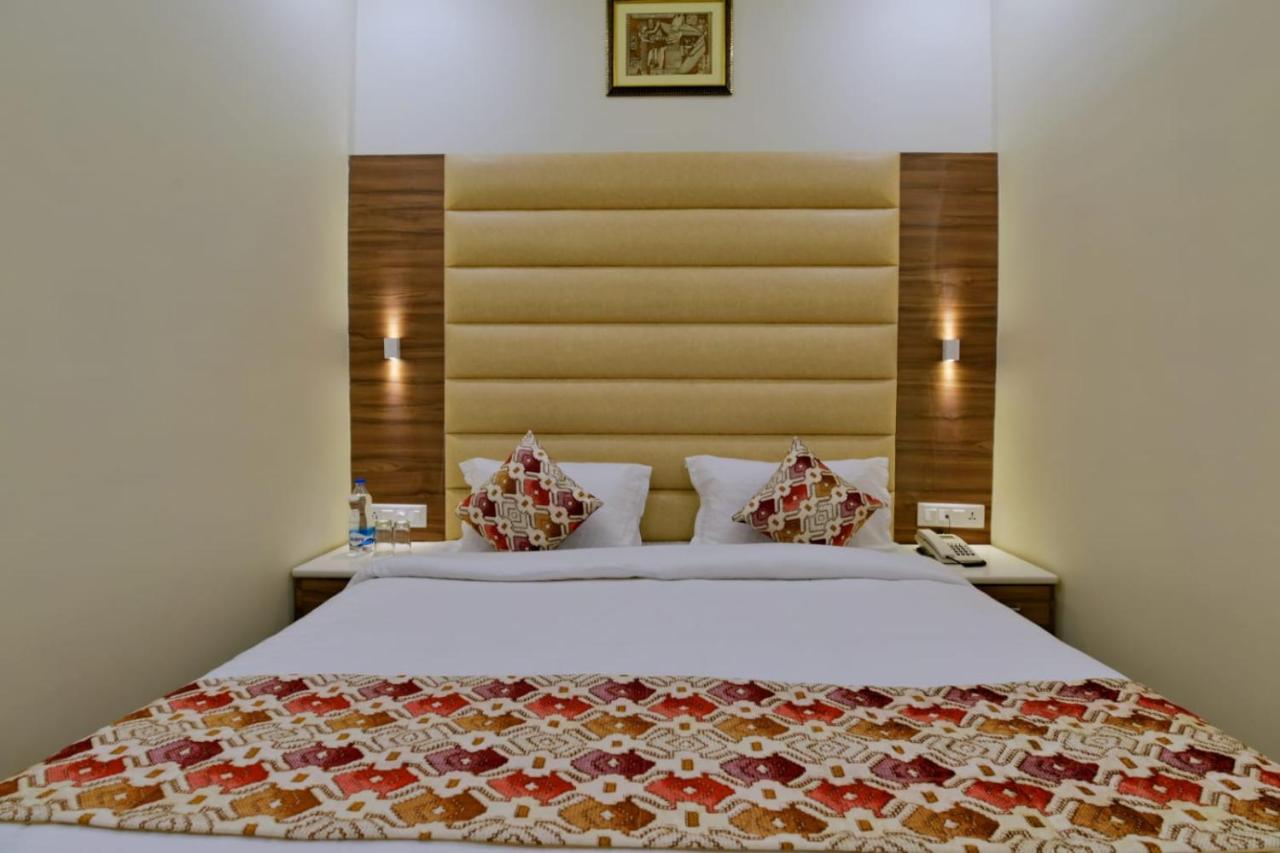 Belofte Yonit Inn Amritsar Exterior photo